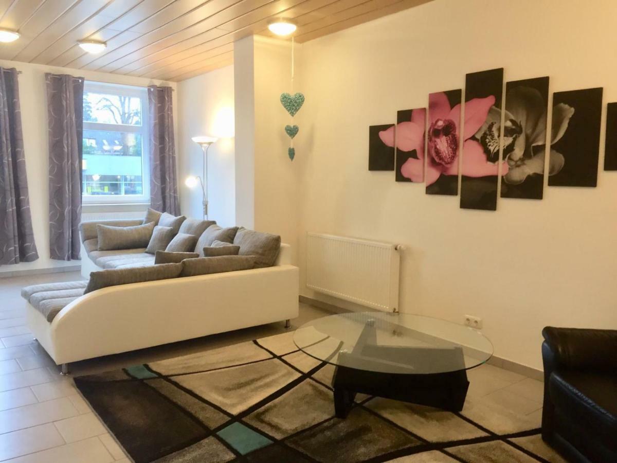 Ferienwohnung im Zentrum Bad Schwartau Exterior foto